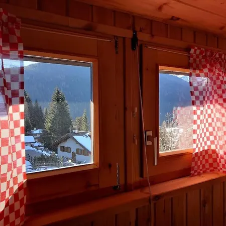 Falcade Dolomiti La Quiete Mansarda Panoramica Apartment Fregona