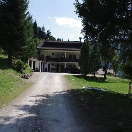 Apartment Falcade Dolomiti La Quiete Mansarda Panoramica *
