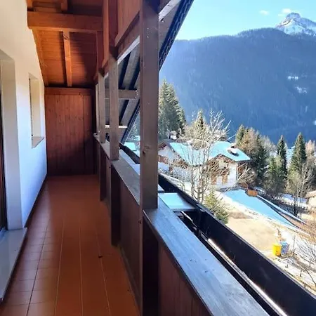 Apartment Falcade Dolomiti La Quiete Mansarda Panoramica *