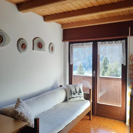 Falcade Dolomiti La Quiete Mansarda Panoramica Apartment